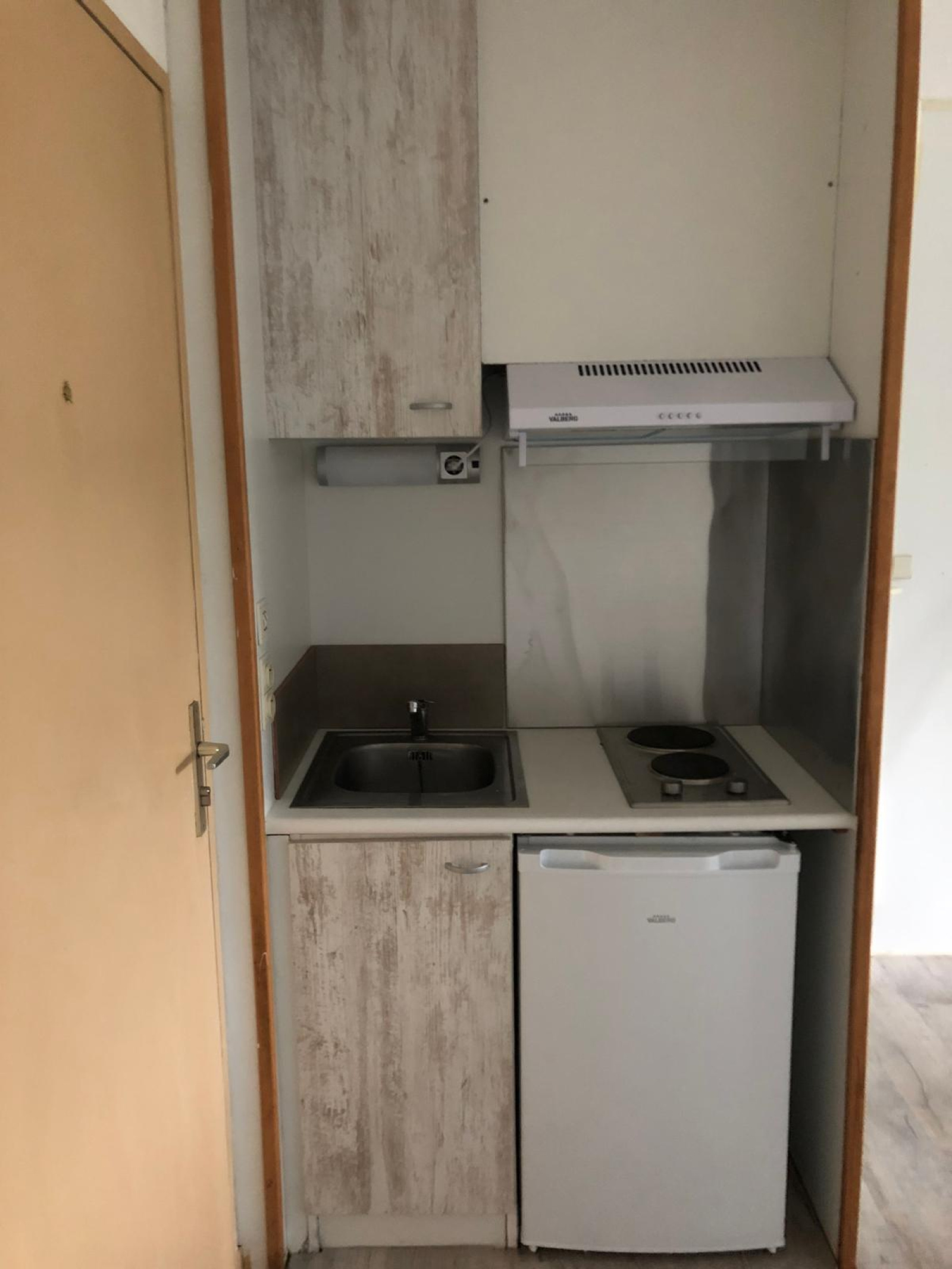 Image_, Studio, Chambéry, ref :LST10040248