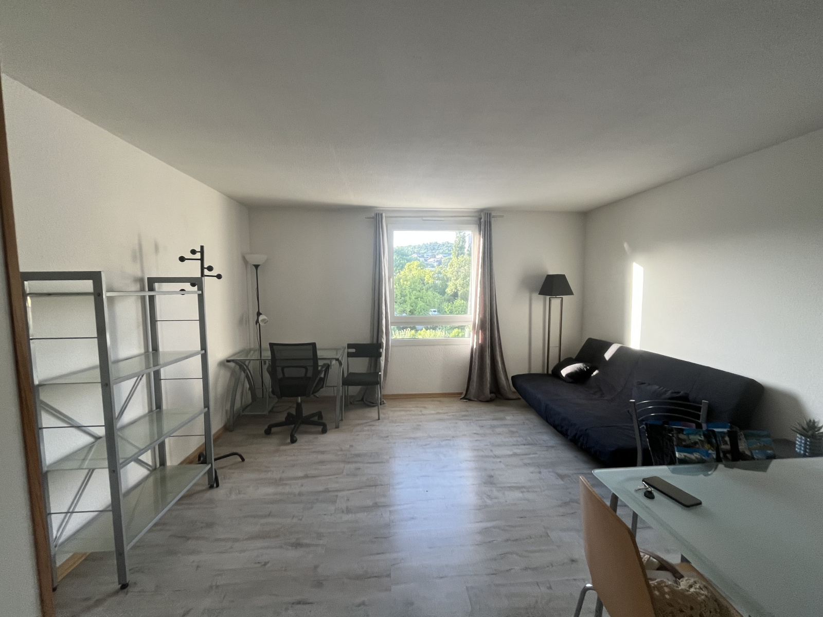 Image_, Studio, Chambéry, ref :LST10040248